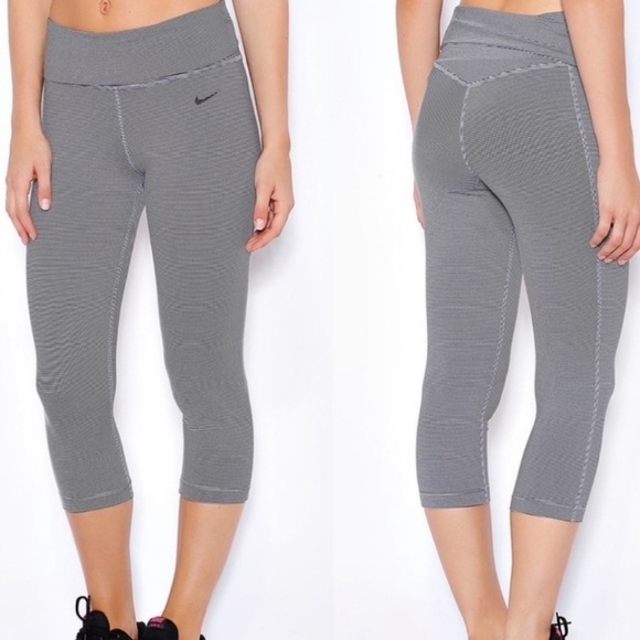 Nike Dri Fit striped Legend 2.0 fold over waist band capri leggings Sz-M. U3 - Picture 1 of 8